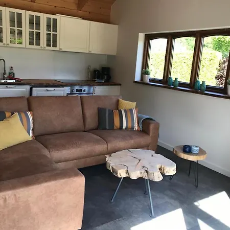 Dom wakacyjny Heerlijk Vlakbij De Duinen